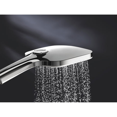 Pommeau de douche Grohe en chrome argenté, douchette rectangulaire moderne.