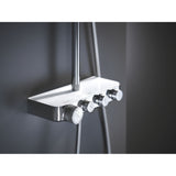 Mitigeur thermostatique Grohe, type robinet de douche, couleur chrome argenté