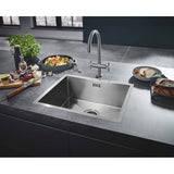 Évier inox Grohe, produit sanitaire, robinetterie, couleur argent, cuisine moderne.