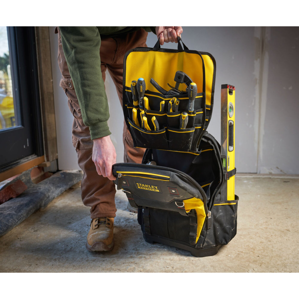 Sac à outils Stanley noir et jaune, sac à dos pour outillage, couleur noir et jaune