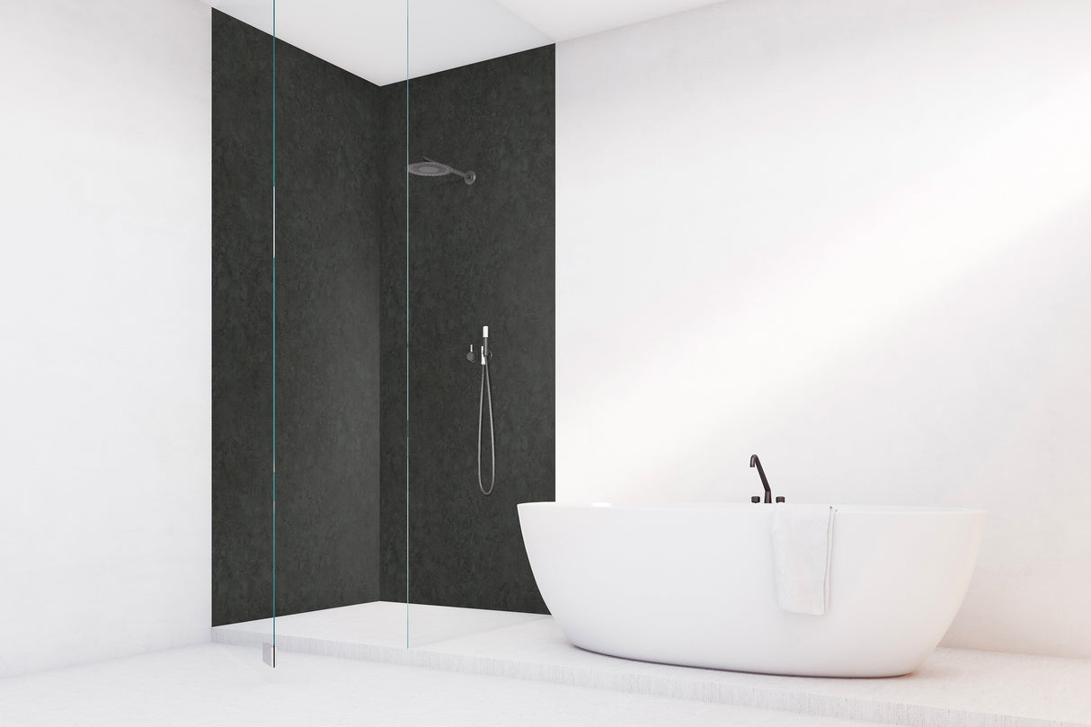 Panneau mural VIPANEL en alu composite aspect pierre ardoise noire, salle de bain moderne.