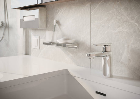 Mitigeur de lavabo Hansgrohe, type robinet, couleur chromé, installé sur vasque moderne