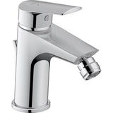 Mitigeur bidet Grohe chromé, robinet de salle de bain moderne couleur argent.
