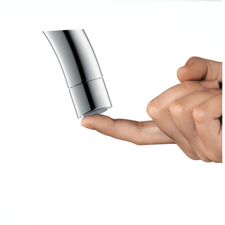Mousseur de robinet Grohe, accessoire plomberie, finition chromée argentée.
