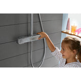 Mitigeur de douche chromé Hansgrohe, robinetterie murale moderne, couleur argentée.