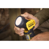 Lampe torche Stanley Fatmax jaune et noire, produit d'éclairage portable.