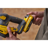 Perceuse Stanley Fatmax V20 jaune et noire, outil électroportatif sans fil.