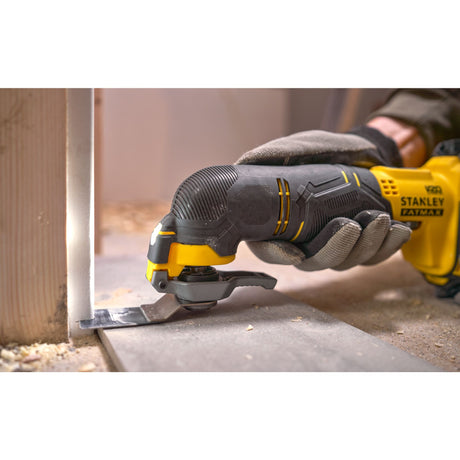 Outil multifonction Stanley Fatmax, coupe, couleur jaune et noir