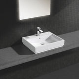 Lavabo rectangulaire blanc Grohe avec robinet moderne, vasque salle de bain design