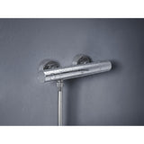 Mitigeur thermostatique de douche Grohe, couleur chrome, montage mural.