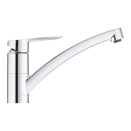 Mitigeur de cuisine Grohe, robinet chromé, design moderne, couleur argentée.