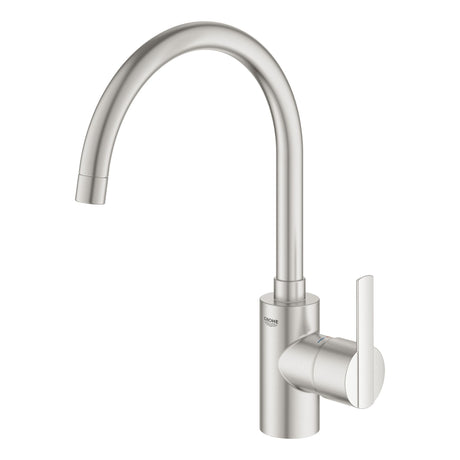 Mitigeur cuisine Grohe, robinet en inox, couleur argent, design moderne.