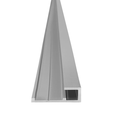 Profilé aluminium argenté, type rail, marque Bloc, couleur gris argenté.