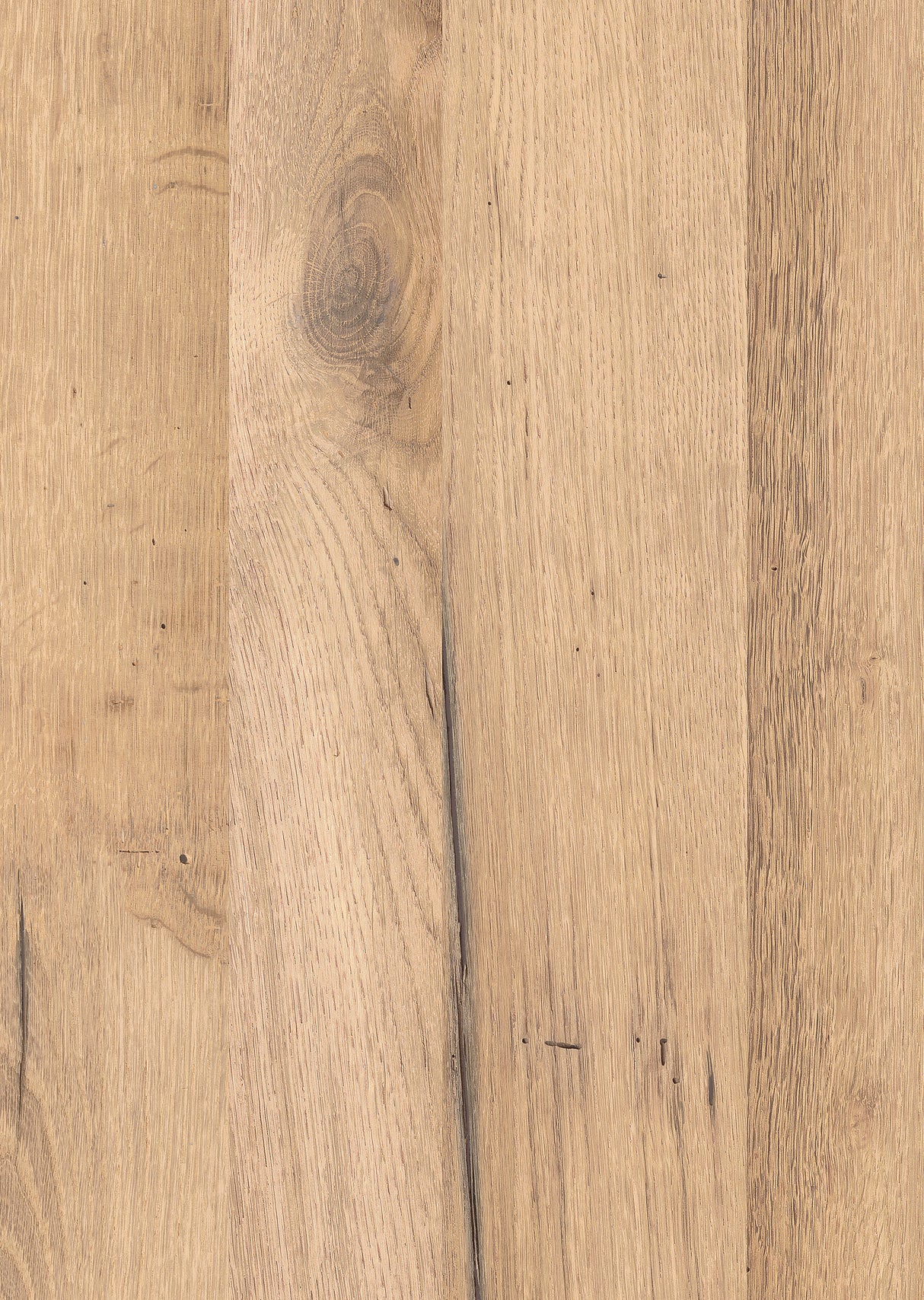 Détail du sol stratifié WOD12P, marque Mat Perle, type bois d'érable, couleur beige clair.